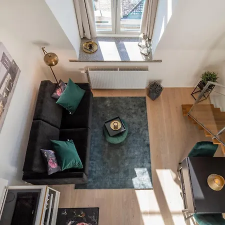 Nordic Host - Tollbugata 13 オスロ