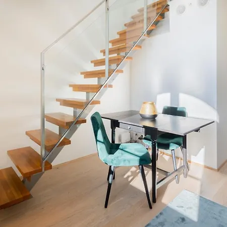 Nordic Host - Tollbugata 13