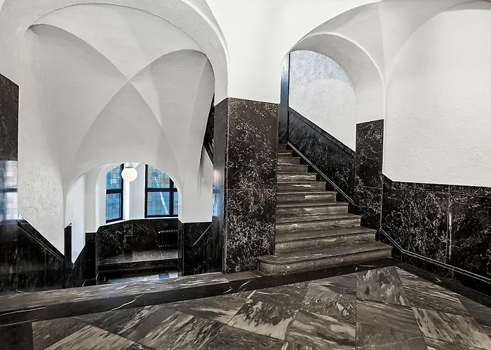 Nordic Host - Tollbugata 13 *